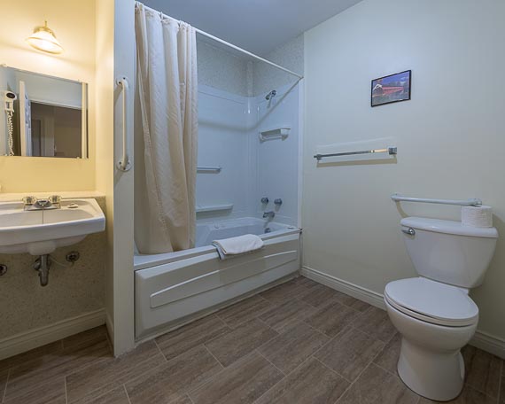 Cranton Cottages Photo - Interior Photo - Bathroom