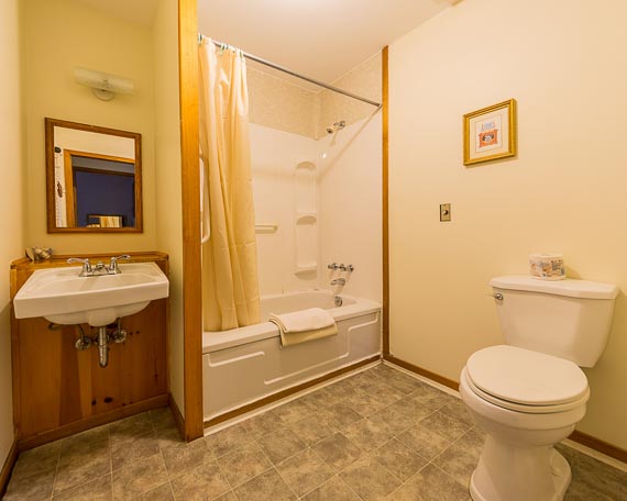 Cranton Cottages Photo - Interior Photo - Bathroom